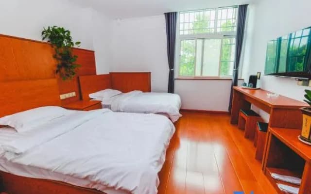 Qingdao Longhai B&B