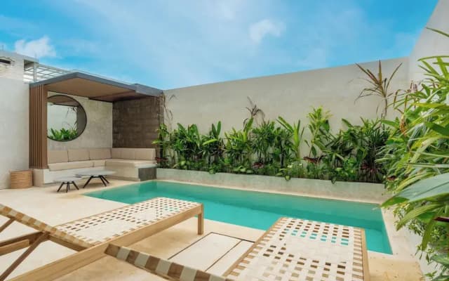 Villa Fresko 5 by Alfred in Bali