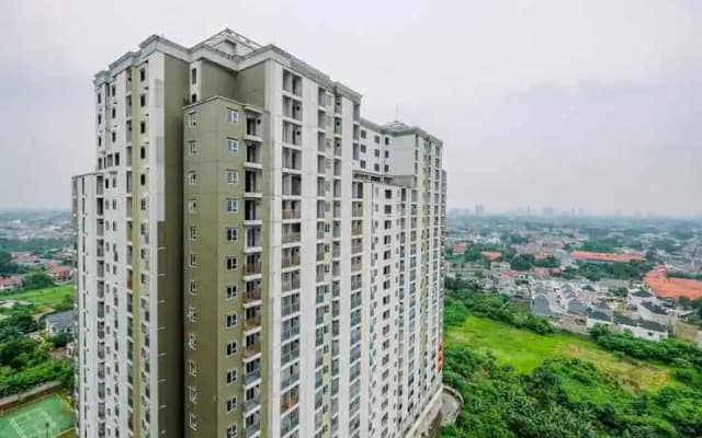 Comfortable and Tidy 2BR Apartment at Cinere Resort By Travelio