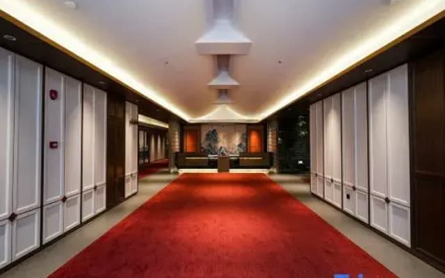Hongtang Hotel (Zhengzhou Hi-tech Development Zone Wanda Plaza)