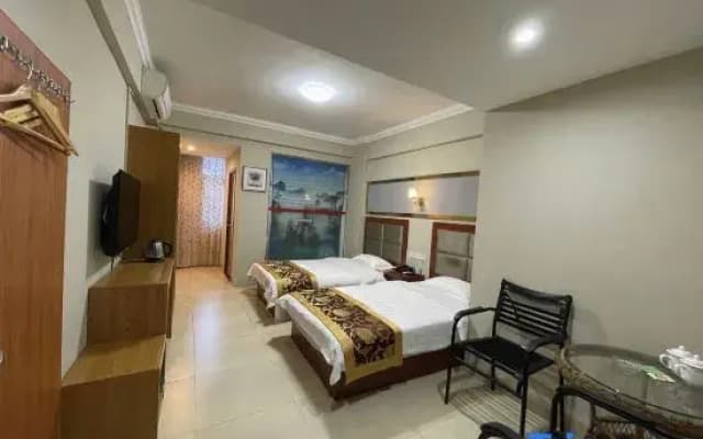 Homeinn Pebble Homestay (Shaoguan Qujiang District Dongfeng Road)