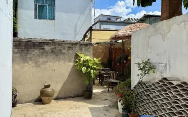 Chunfeng Shili Homestay (Jianshui Ancient City Lin'an Mansion)