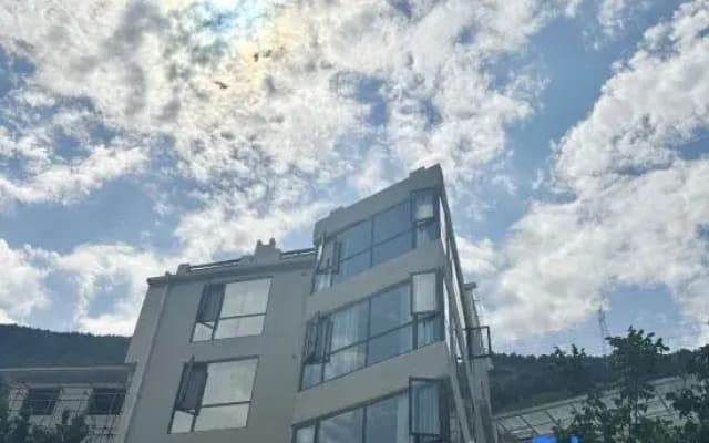 Zompa Yak hotel