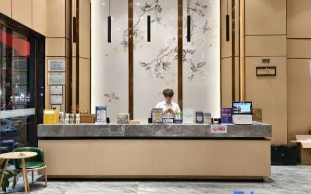 Senlin Qijiong X E-sports Hotel (Liaobu Basketball Center Store)