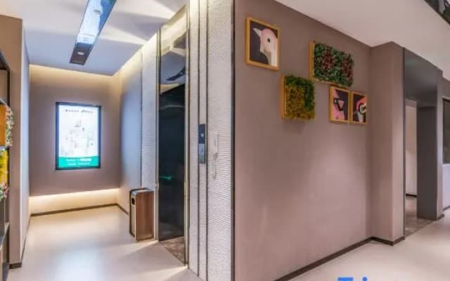 Home Inn Business Hotel (Renmin Road Gaoxin Wuyue Plaza Branch)