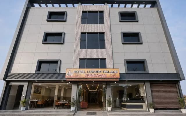 Hotel Luxury Palace Vrindavan