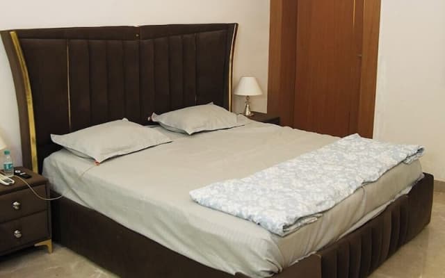 GoBravo Grandeur Gurgaon - Private Luxury Estate