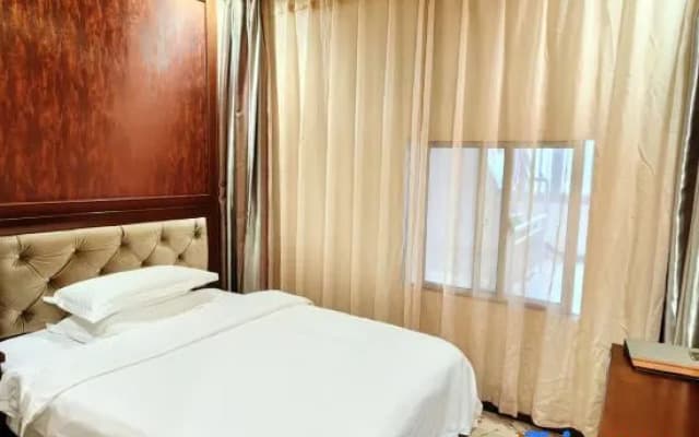 Renhuai Jiangwang Hotel (Maotaizhen Tianniang Scenic Area)