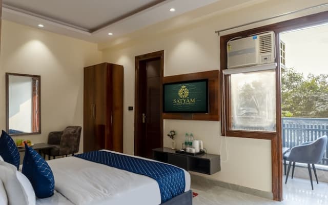 Hotel Elite Clark