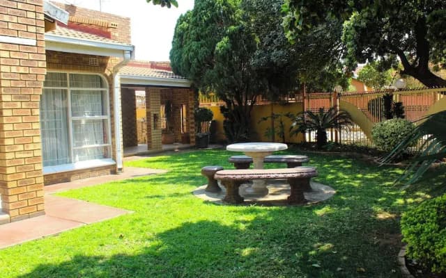 Mosele wa Pula Guesthouse