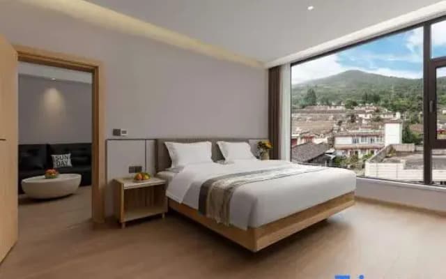 Yueman Hotel