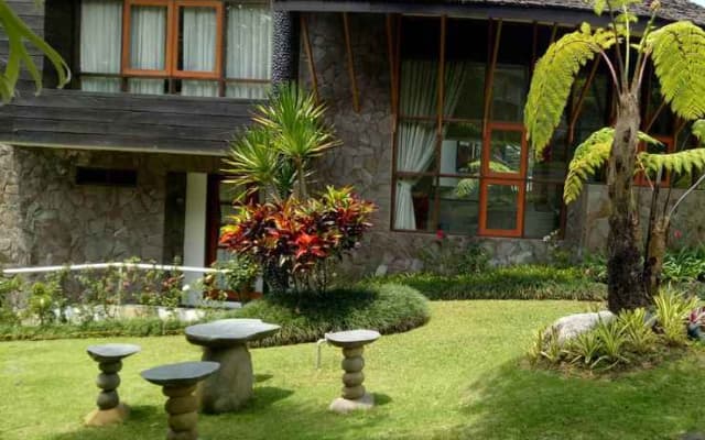 Villa Bunga A-Sixteen