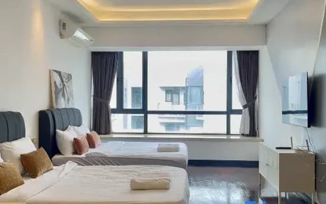 R&F -- Near SG & CIQ Link Bridge & Mall #Studio1B #4 pax by Cowidea