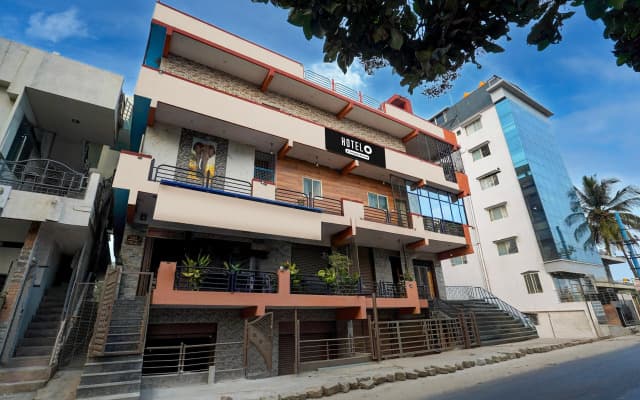 Hotel O Diamond Street Bangalore Formerly Sri Sai Guru Comfort