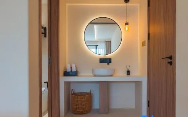 Longshang Jingyue B&B