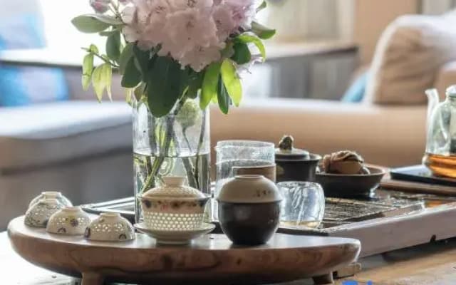 Yading Zhaxi Kongshu Tibetan Culture Theme Hotel