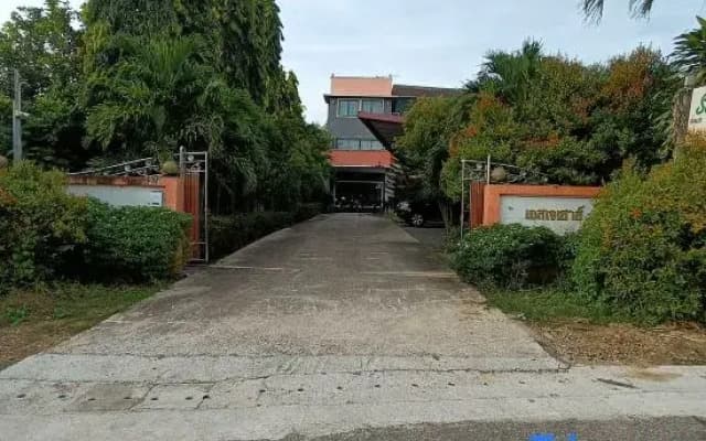 Sj House Hotel