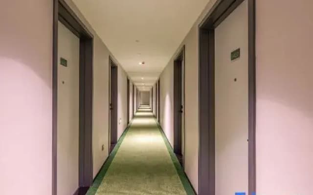 Hi Inn (Shijiazhuang Railway University)
