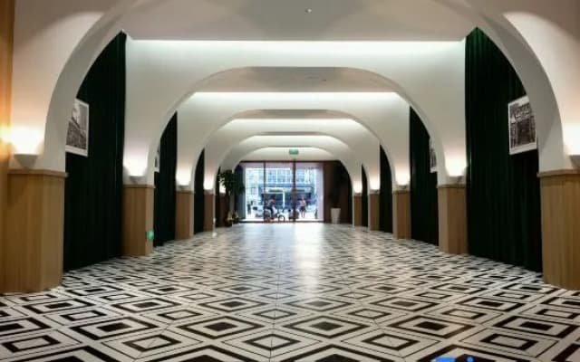 Habitata · Holiday Hotel