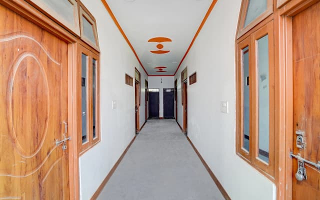 Hotel O Airport Lotus Stay Inn