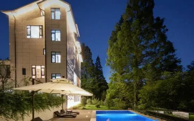 Cloud Summer Blossom - 180° Mountain Stream Retreat - Starry Pool Villa Resort