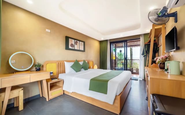 The Linh Seaside Villa Hoi An