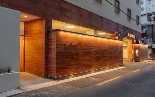 H Avenue Munhyeon