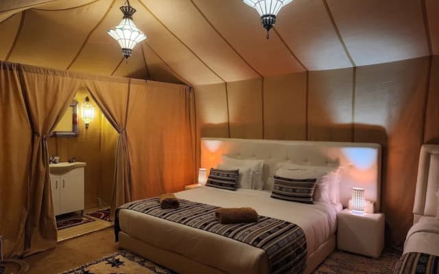 Adrar Luxury Camp