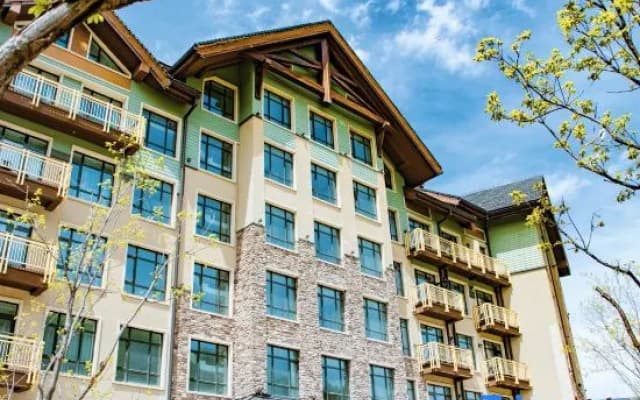 A & B Hotel Thaiwoo Ski Resort