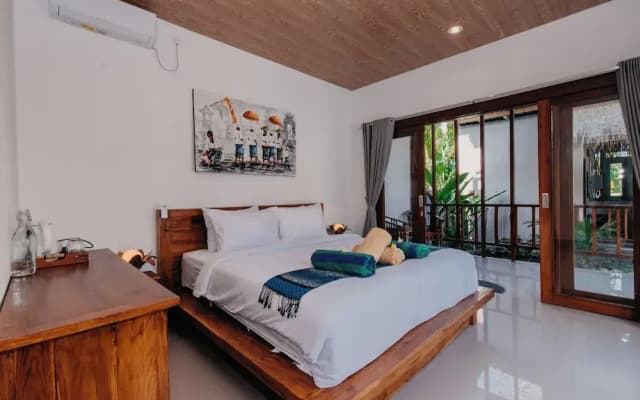 28 Degrees Lembongan