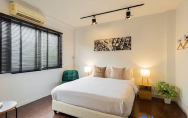 Ombra House No26