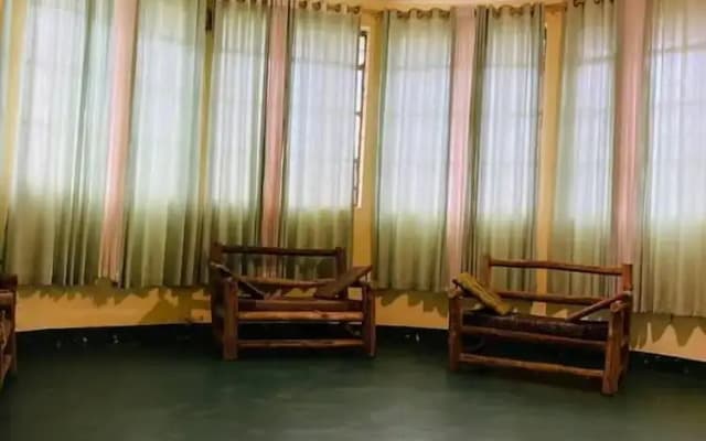 Kilimanjaroo Inn