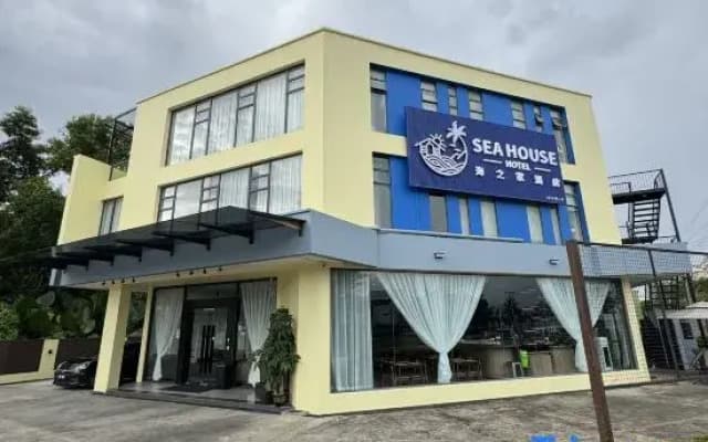 Sea House Hotel