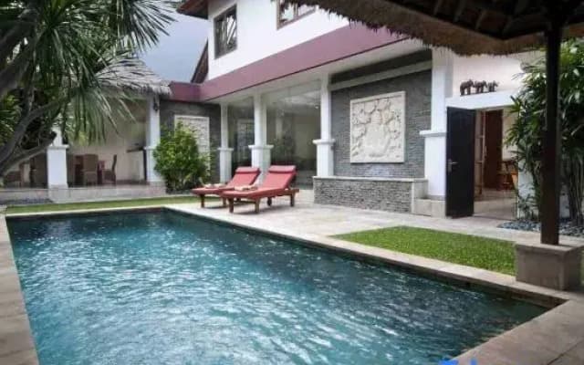 6BR Villa Sensel - Minggu Villas Seminyak