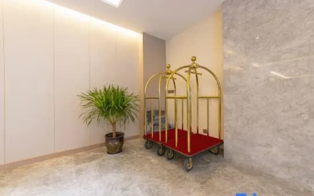 Guotou Four Seasons Jiuzhai Hotel