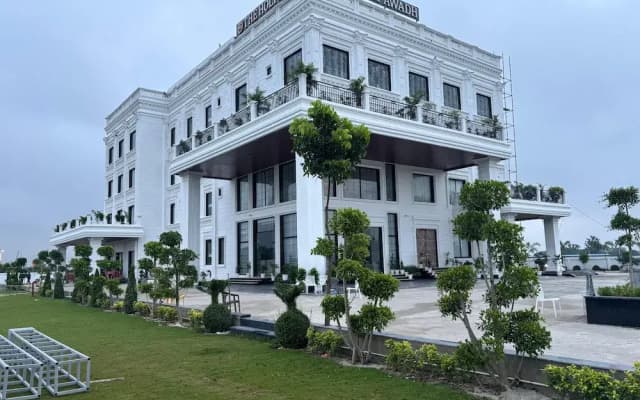 The Holy Awadh Hotel