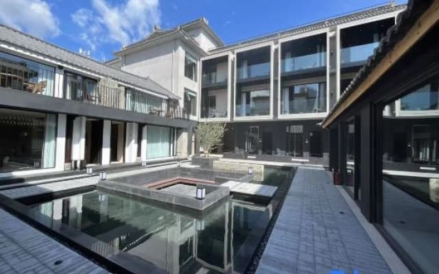 Yunman Hidden Luxury Homestay (Ancient City South Gate Branch)