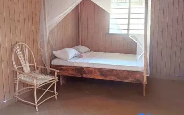 Sawa Sawa Beach Hotel & Backpackers