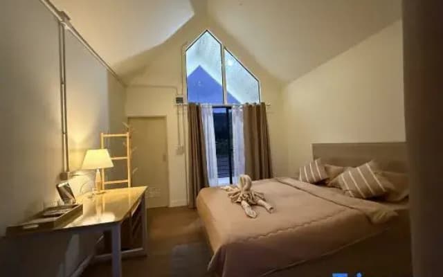 Nicha villa riverfront Thaton