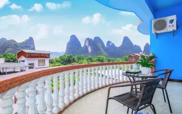 Yangshuo Yalexuan Boutique Homestay (Yulonghe Shili Gallery)