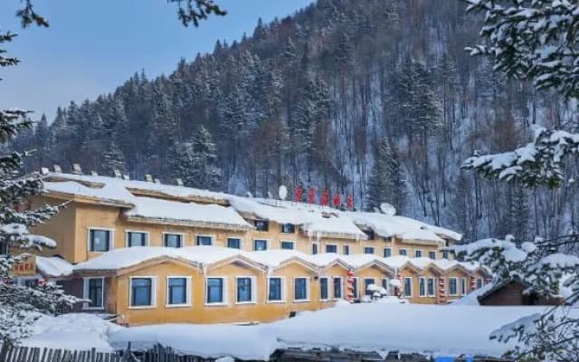 Snow Mushroom Hotel