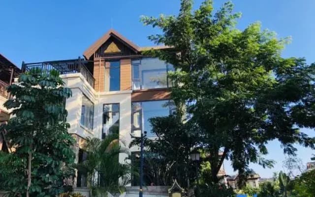 Xishuangbanna Jinghong Yunxi Villa