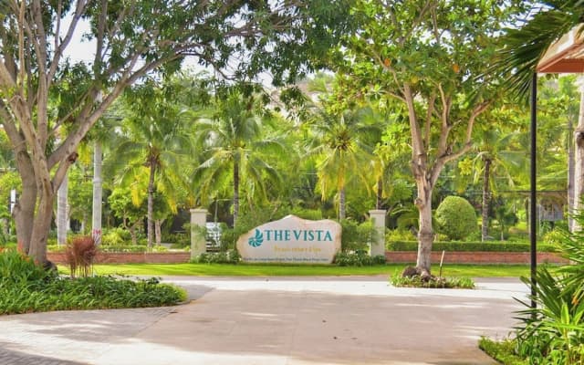 The Vista Beach Resort & Spa