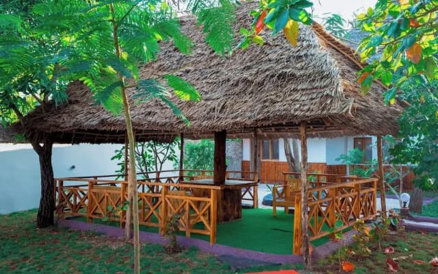 Jodari bungalow kizimkazi Zanzibar