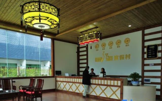 Yingxi Tangquan Resort