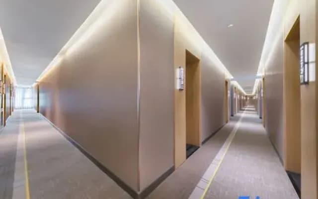 Super 8 Select Hotel (Taihu Street Universal Beijing Resort Store)