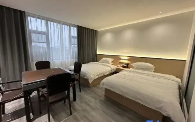 Yiyang 701 Hotel