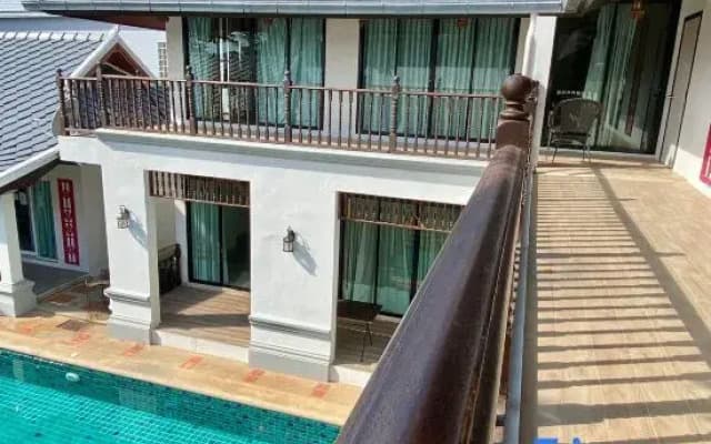 Taurus Villa10 Bedrooms with Private Pool.