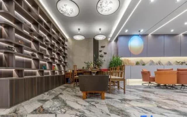 M Guochao Hotel