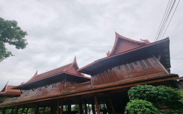 Metathsana Resort
